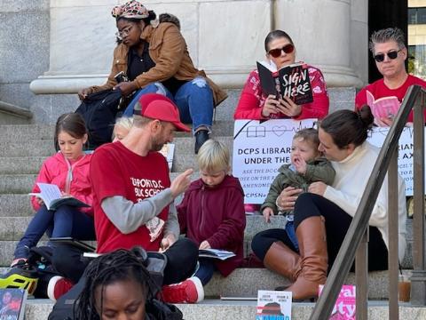 School Librarians Fight the Clock on 'Students' Right to Read Amendment ...