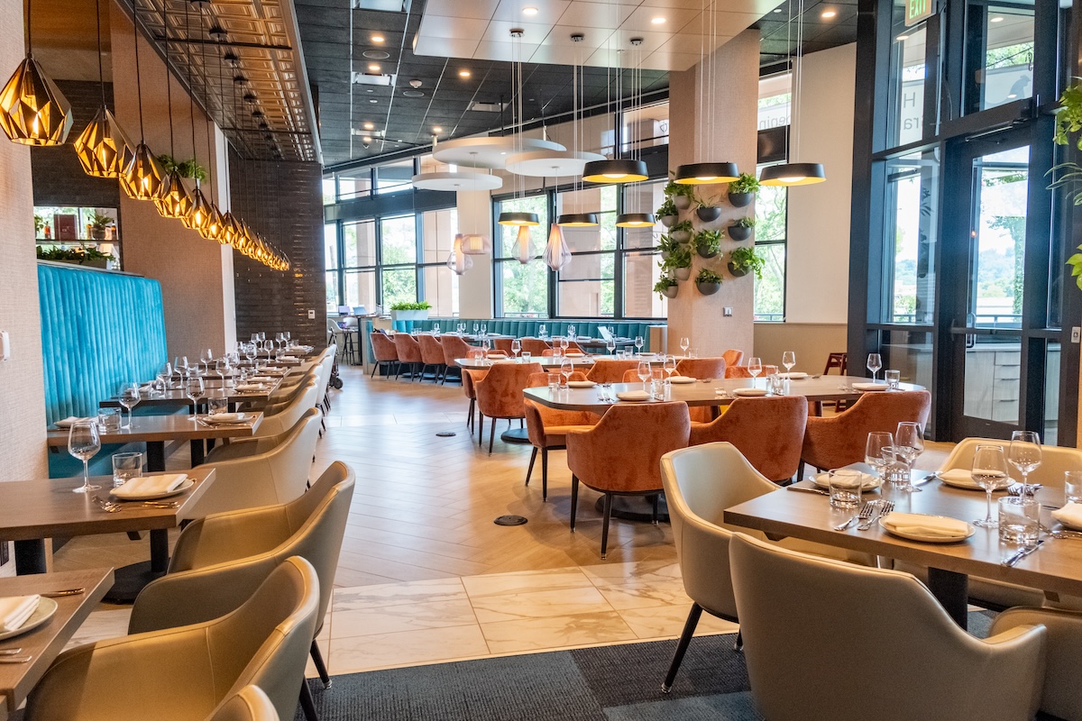 From Enslaved Roots to a Billion-Dollar Business: Warren Thompson Expands Restaurant Empire Nationwide