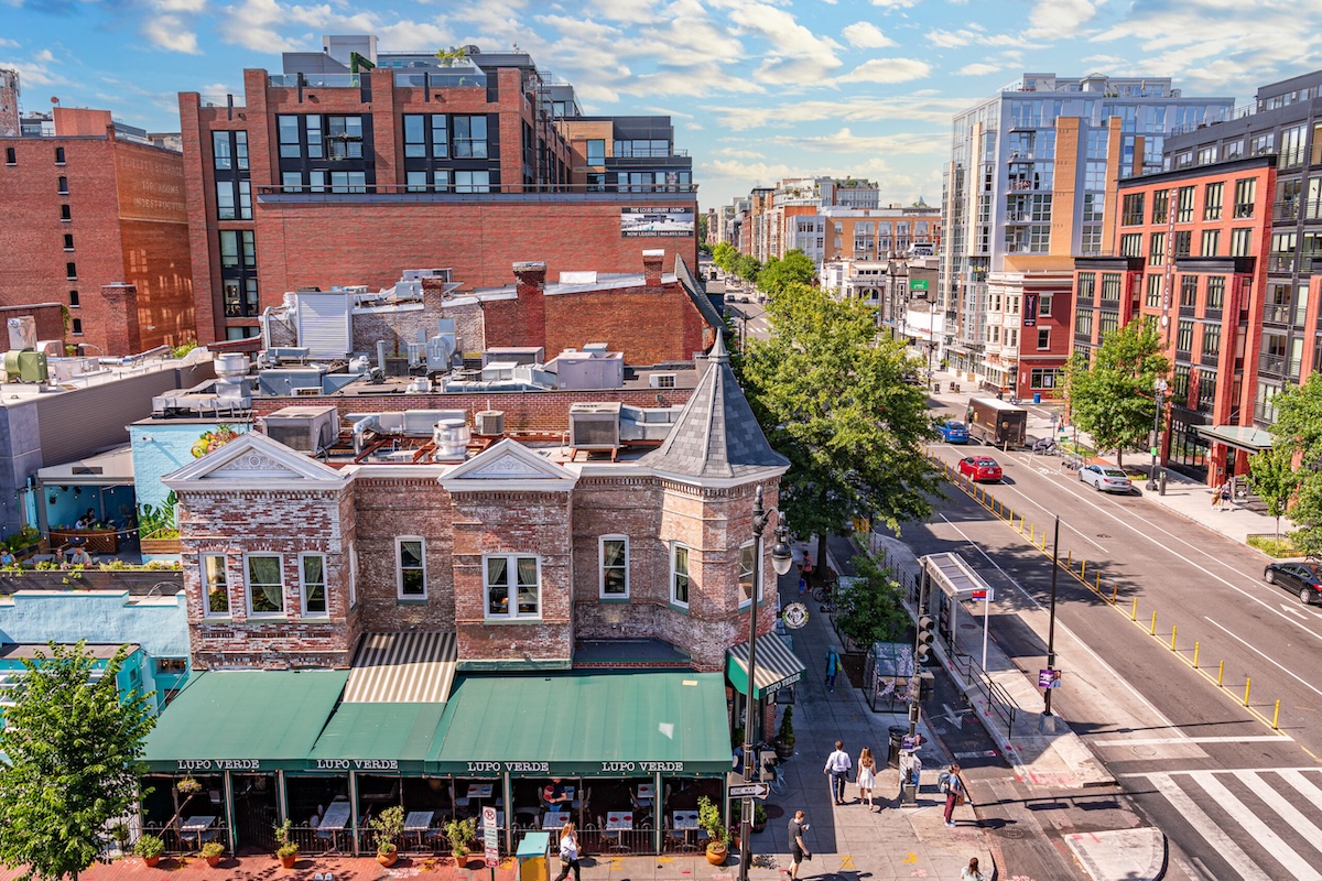 ‘Sex Dungeon’ Airbnb Listings Spread Across U.S., Drawing Complaints From Neighbors and Scrutiny From Officials