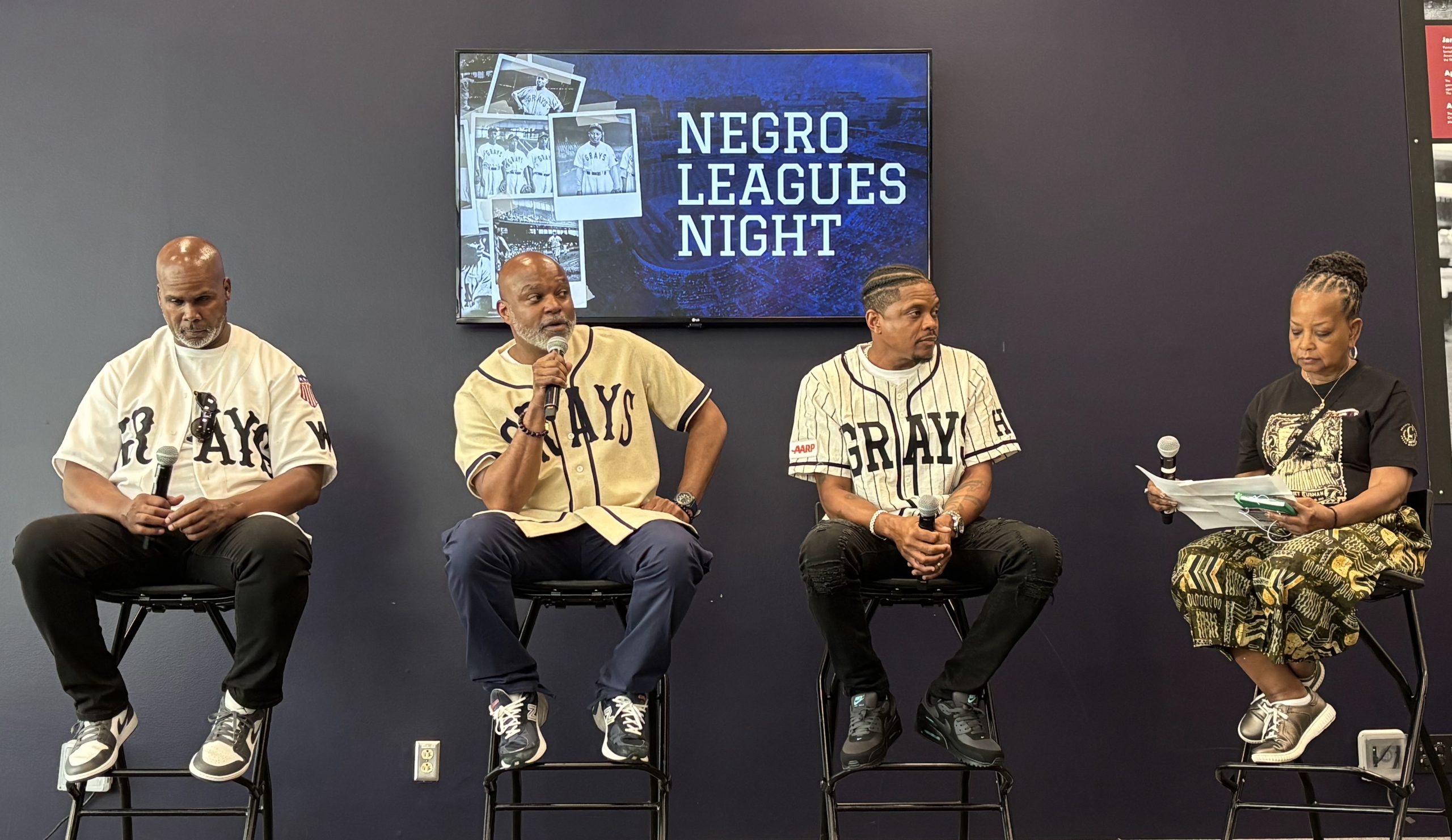 Nationals Honor Negro Leagues Through Giveaways and a Panel Discussion
