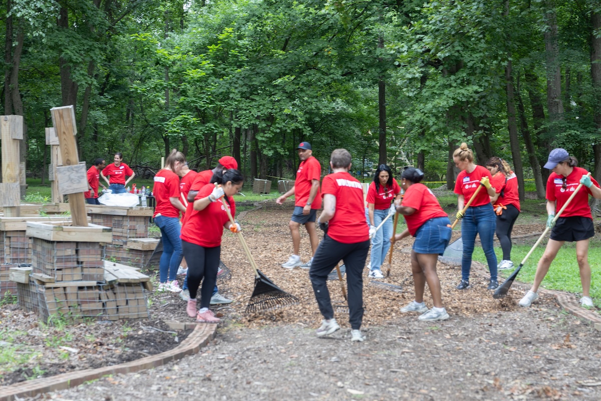 Target’s Bullseye Builds Works to Revitalize Ward 8 Community Garden