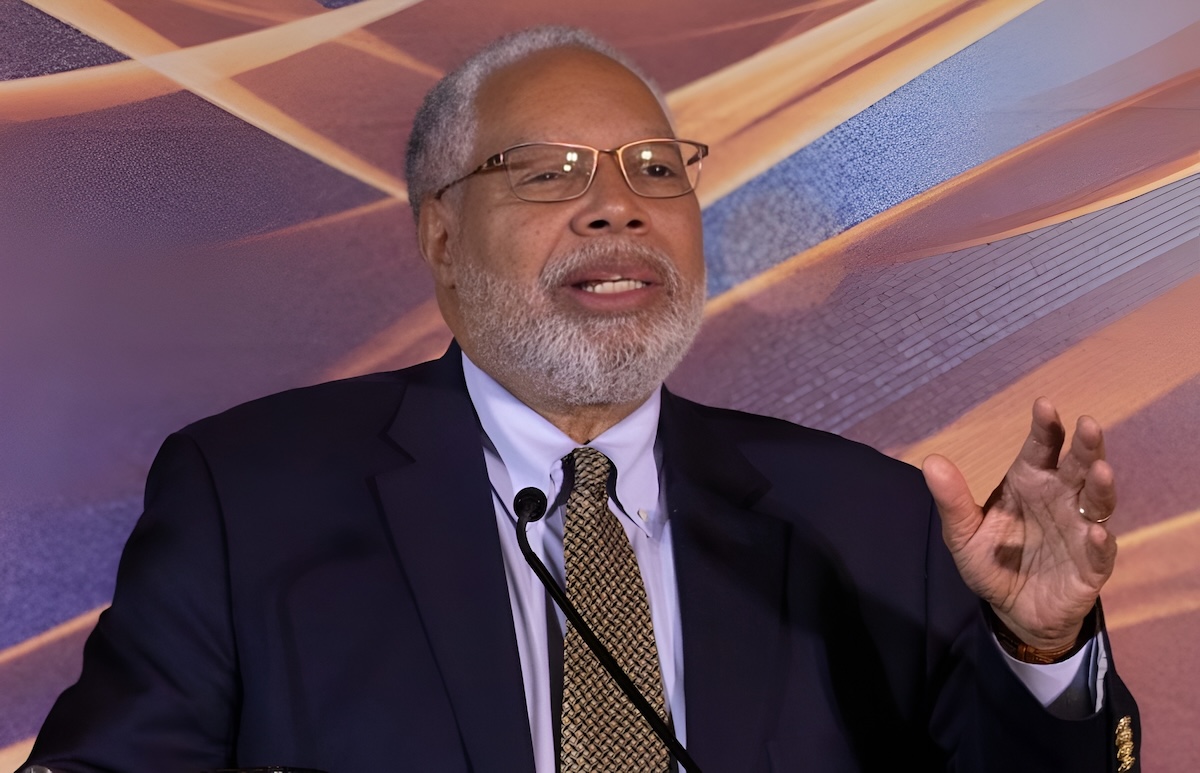 Lonnie Bunch Leaves Smithsonian After Months of White House Pressure Over How America Tells Its History